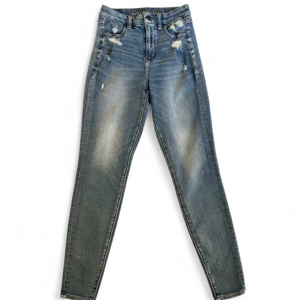 American Eagle size 2 high waist distressed‎ skinny jeans EUC denim